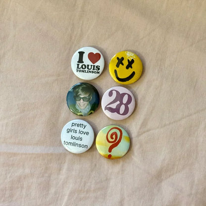 button pins - pack