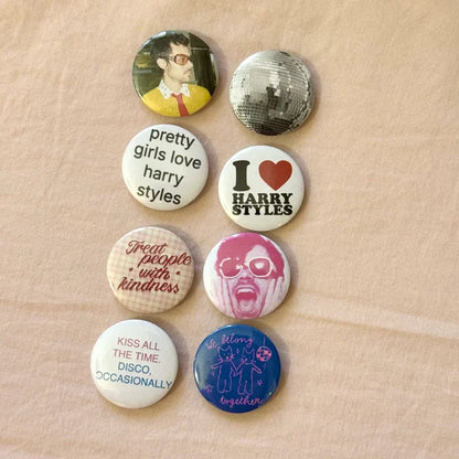 button pins - pack